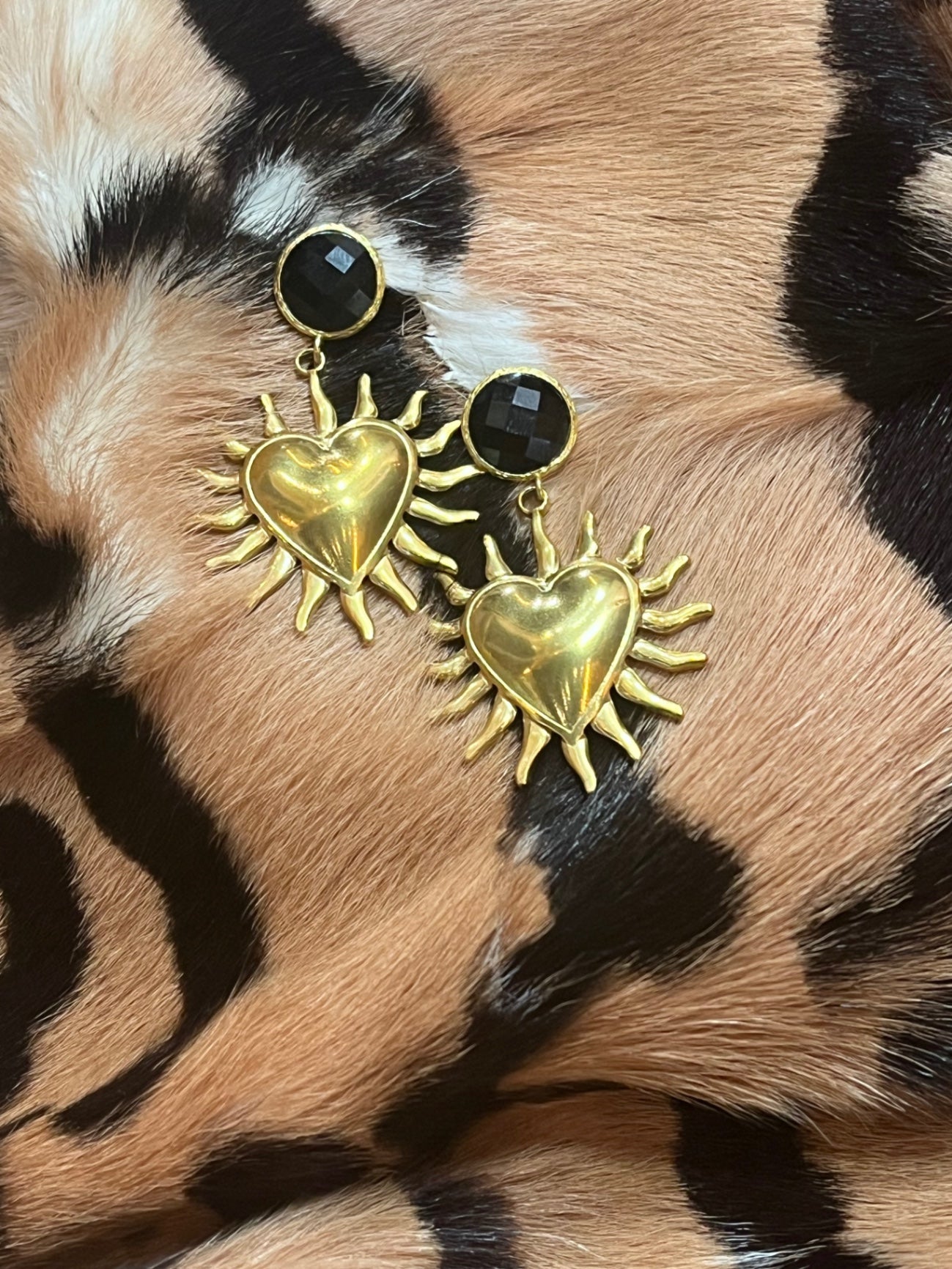 Obsidian heart Earrings