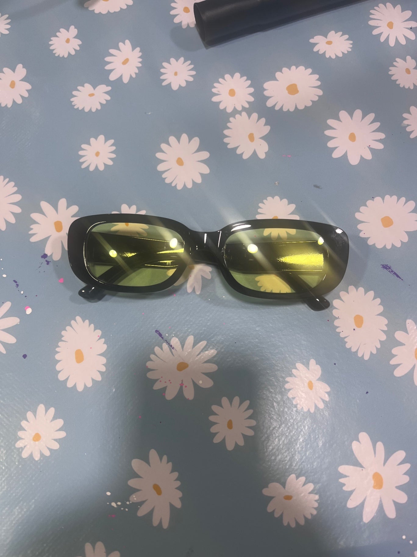 90s Oblong Sunnies Black Yellow