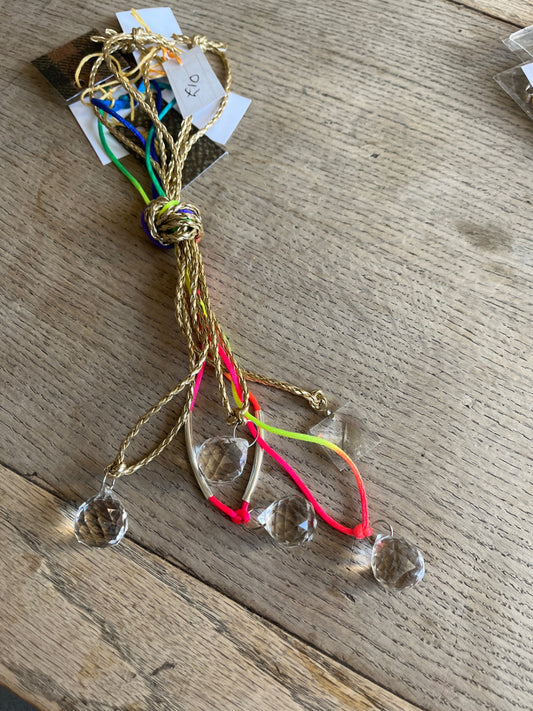 5 crystal pendants 