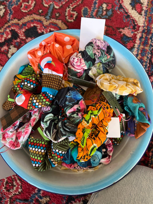 28 hair scrunchie