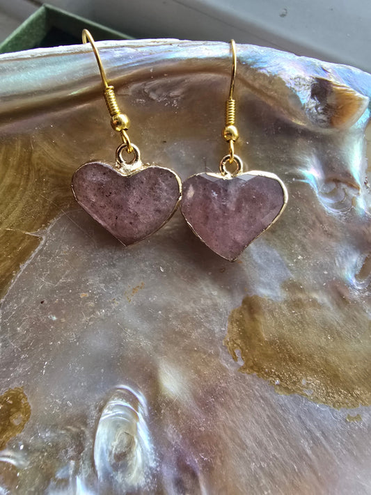 Strawberry quartz hearts 