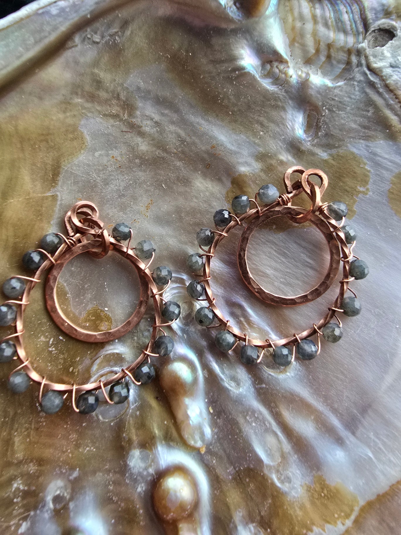 Labradorite copper earrings 