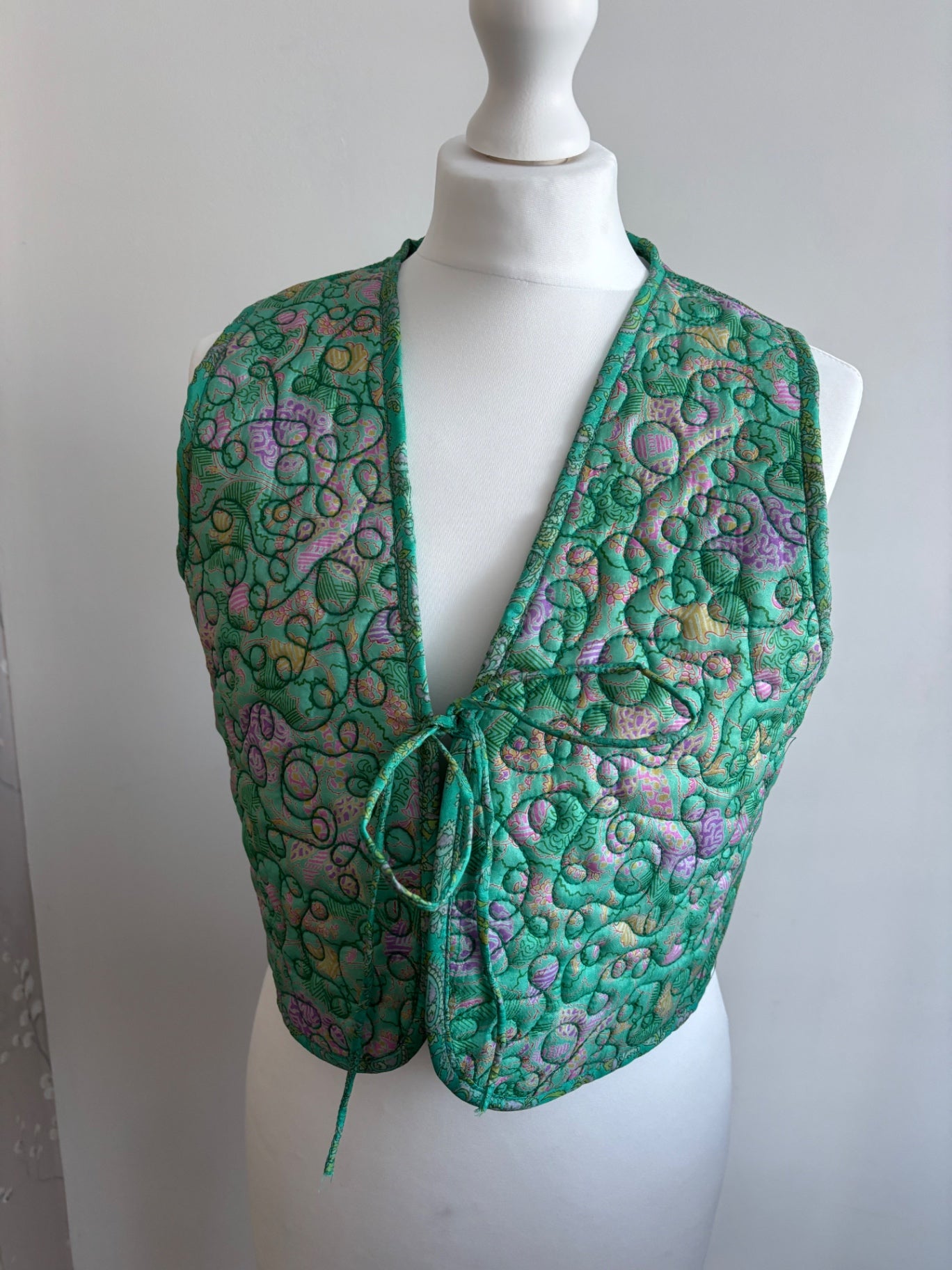 Reversible silk waistcoat handmade from Vintage Indian Sari