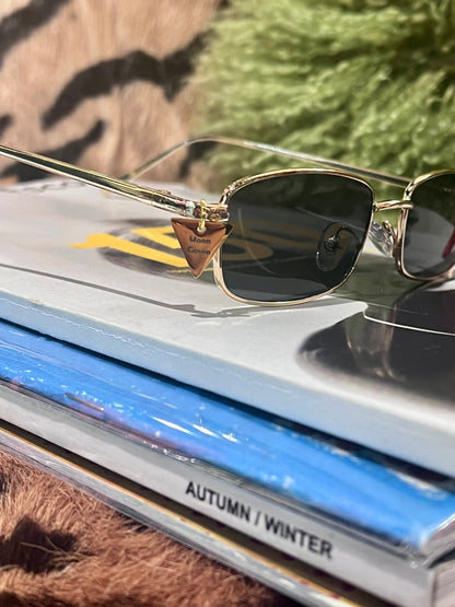 Buffy Chilli Charm Gold Sunnies