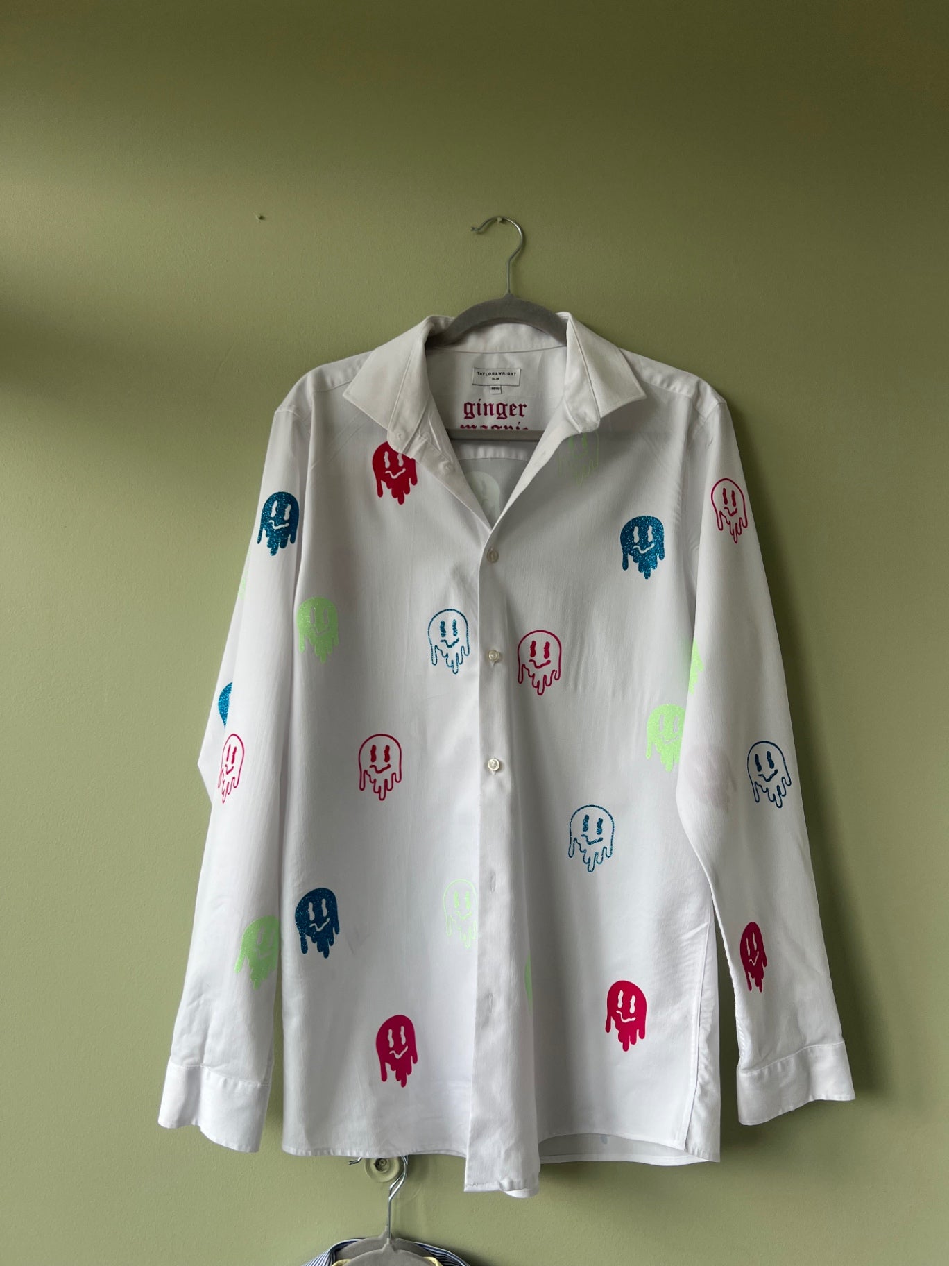White Smiley shirt 