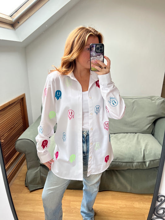 White Smiley shirt 
