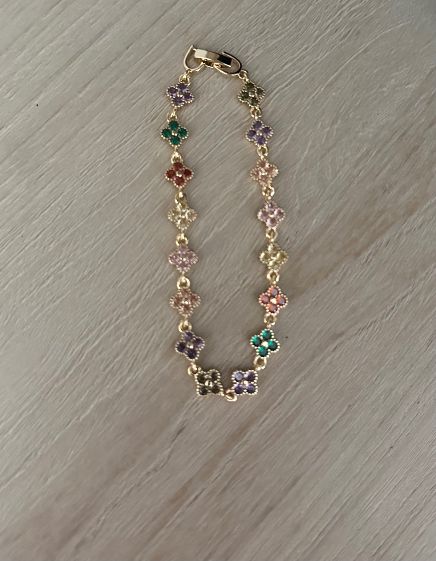 Flower bracelet 
