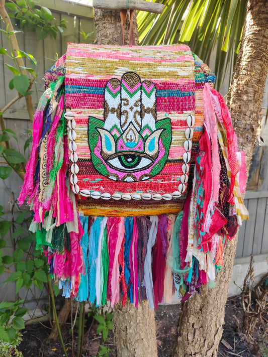 Frill sari back pack 