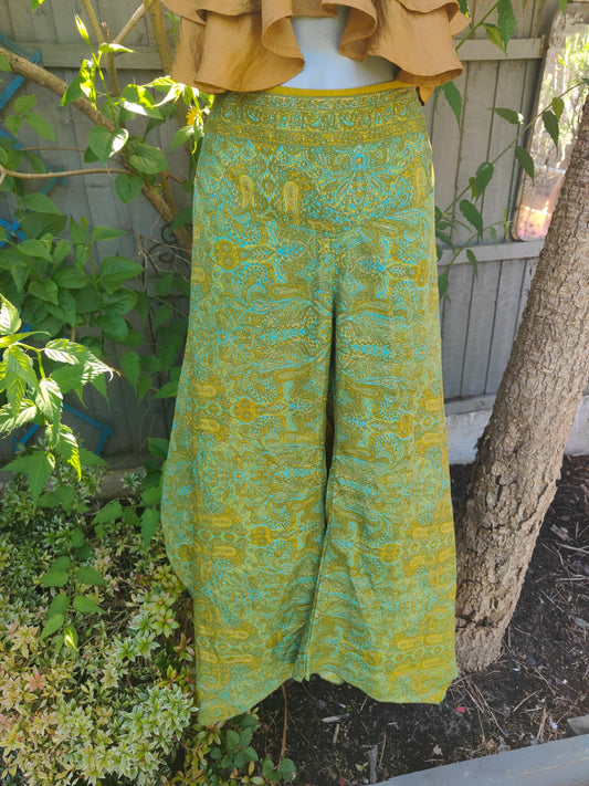 Side split flare trousers 