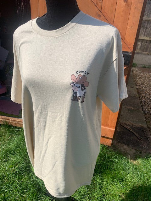cowdy tshirt size M