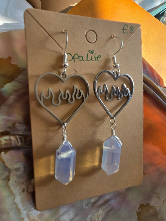 Opalite mini point heart earrings 