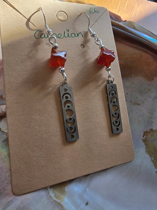Carnelian moonphase earrings 