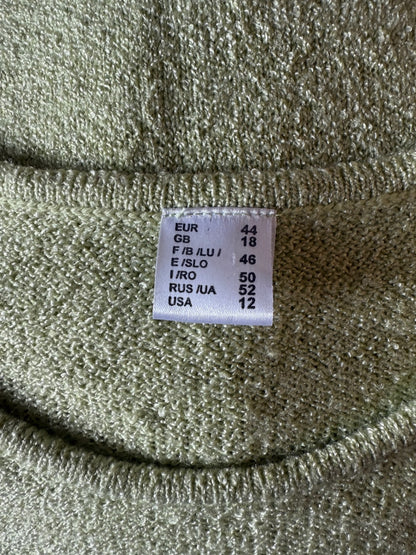 Green knitted top size 18