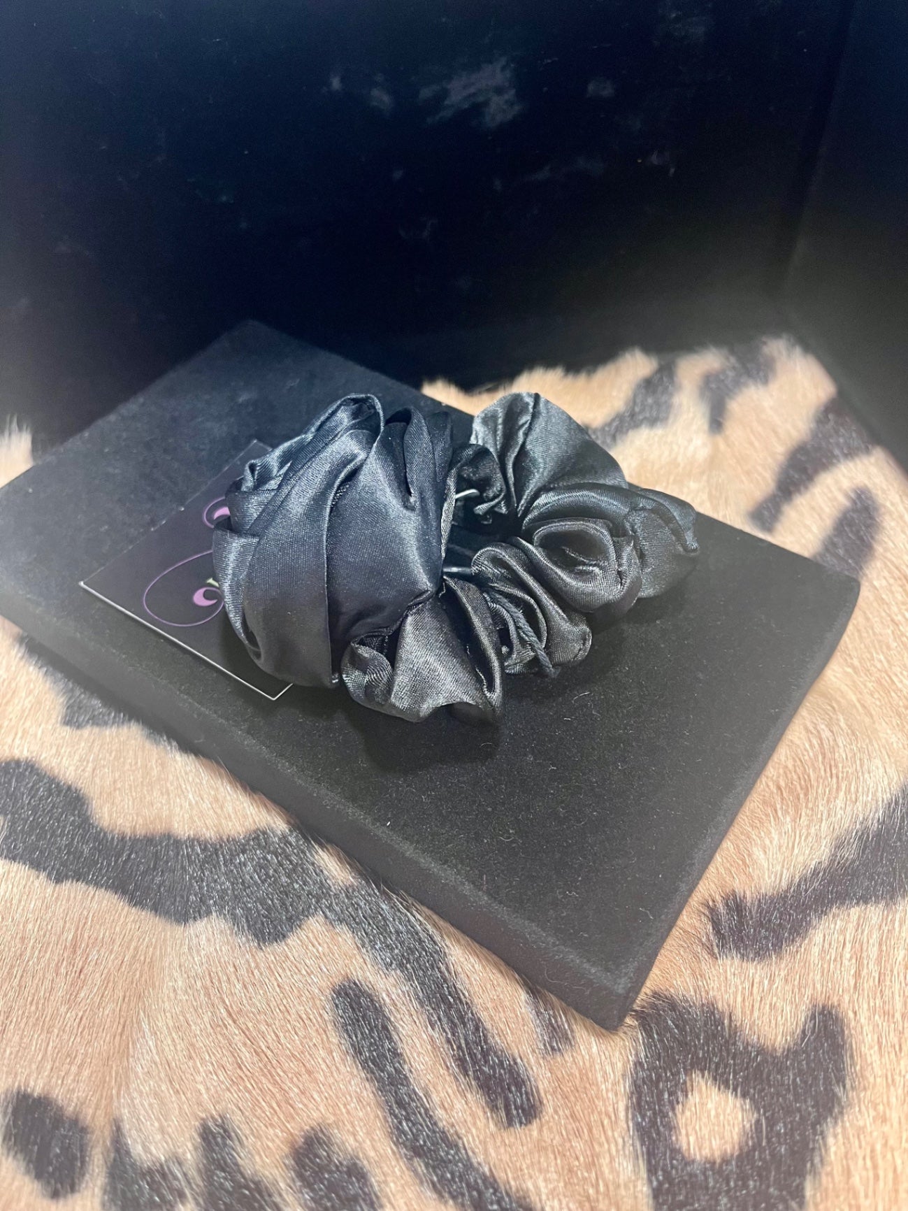 Rose Scrunchie Black