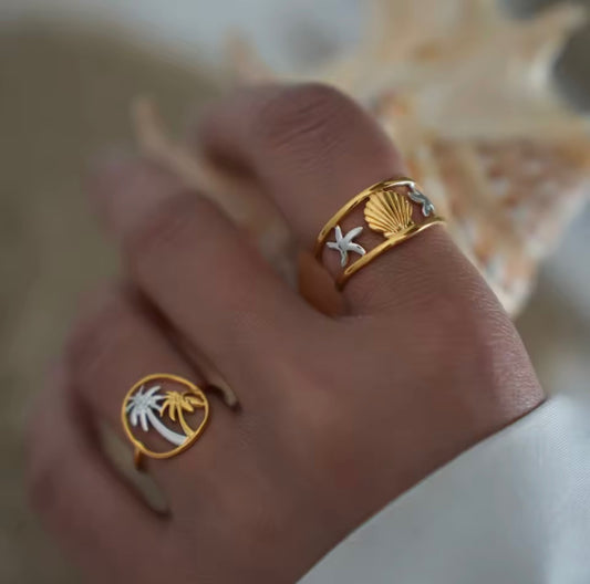 “Ocean Treasures” Shell Starfish Ring Adjustable