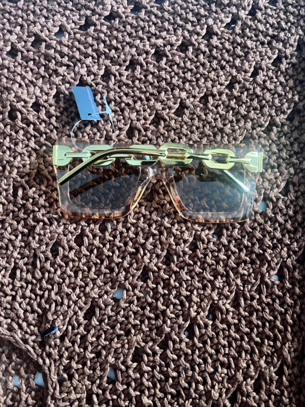 Square Gold Chain Sunnies Peach