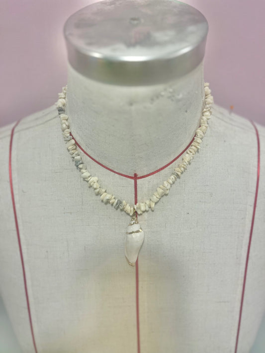 Tide Whisperer Shell Necklace 