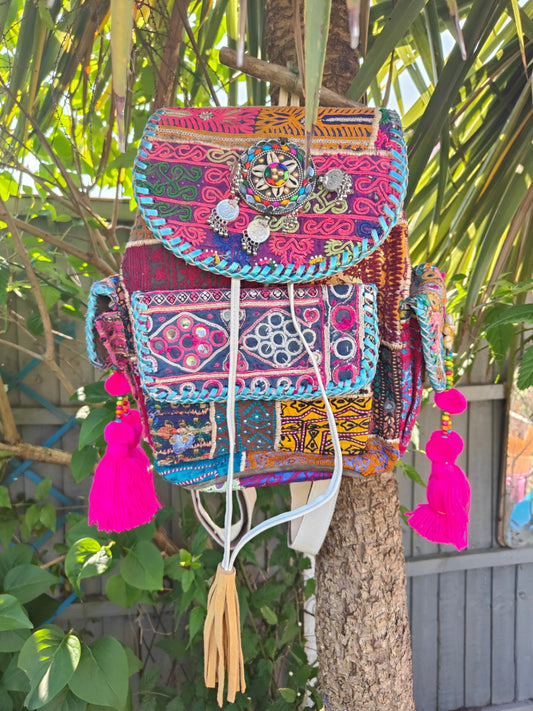 Skiathos back pack - white straps blue edging 
