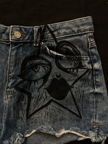 K4TURE star print denim shorts