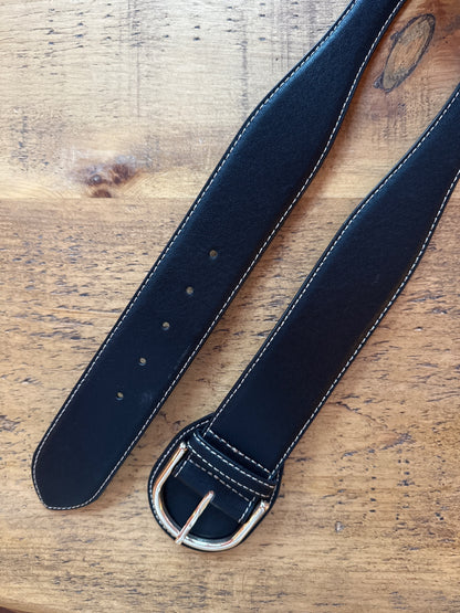Black curved belt 