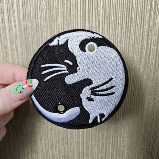 Ying Yang Cats Lace Accessory