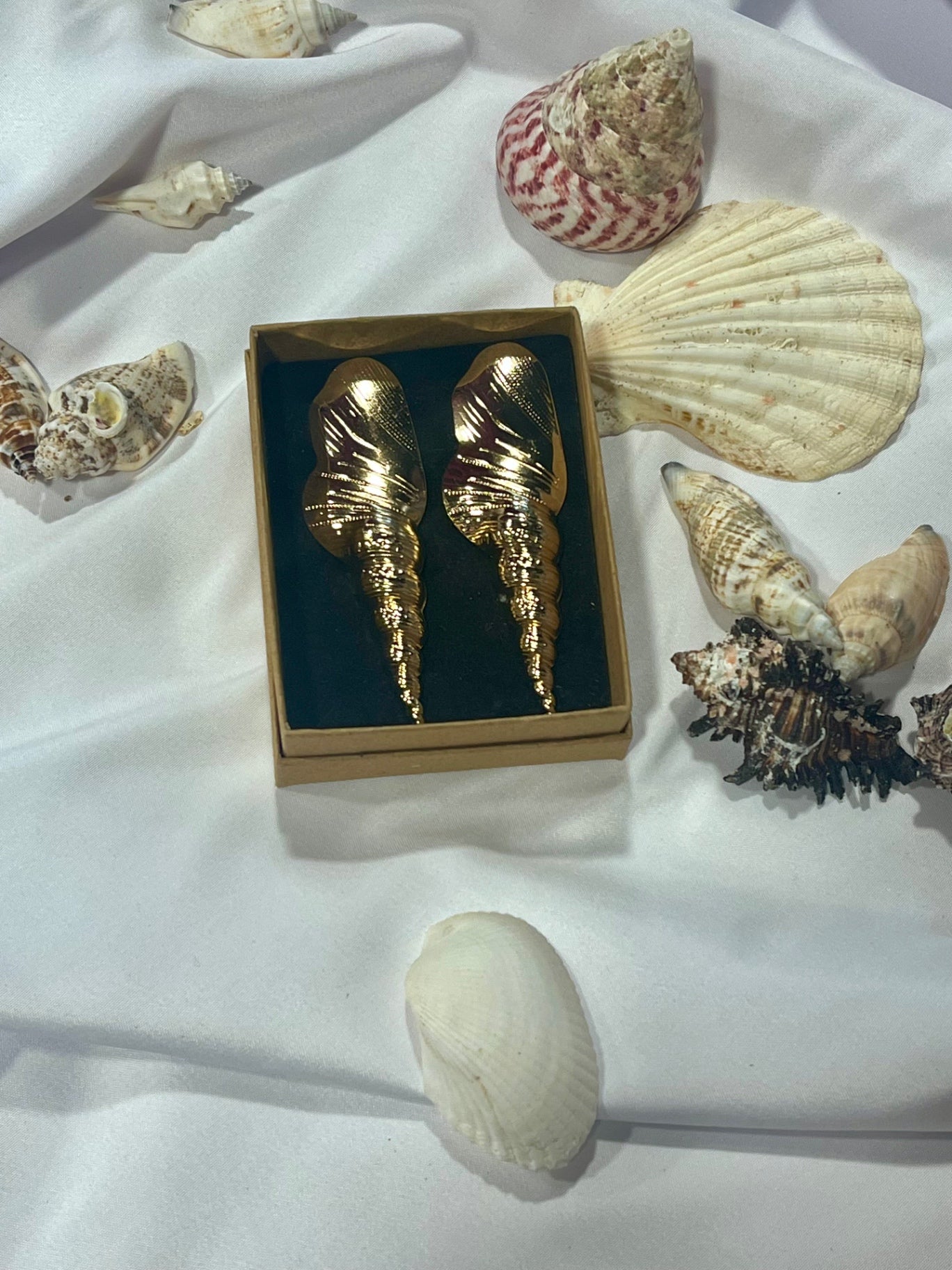 Siren’s Spiral Conch Drop Earrings – Gold-Tone Sea Treasures