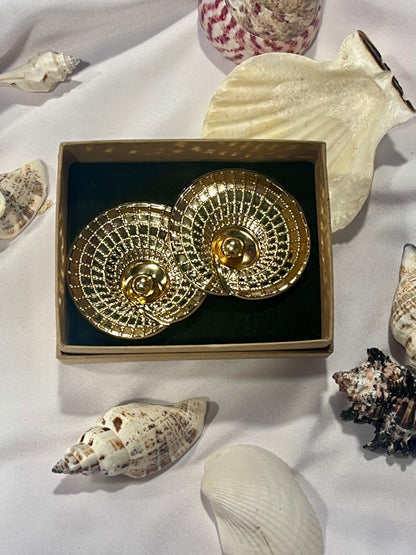 Golden Spiral Shell Earrings – Ocean-Inspired Treasures