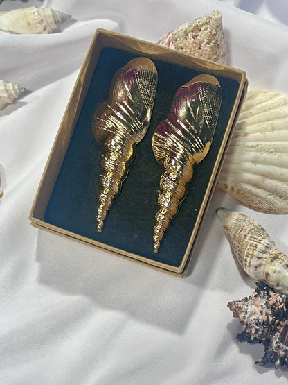 Siren’s Spiral Conch Drop Earrings – Gold-Tone Sea Treasures