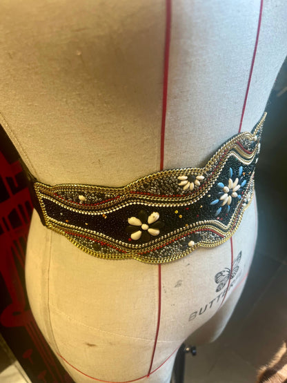 Midnight Bloom Stretch Belt – Floral Beaded Statement Waist Cincher