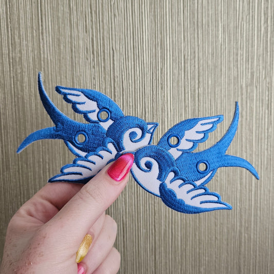Blue Swallow Duo Lace Accessories