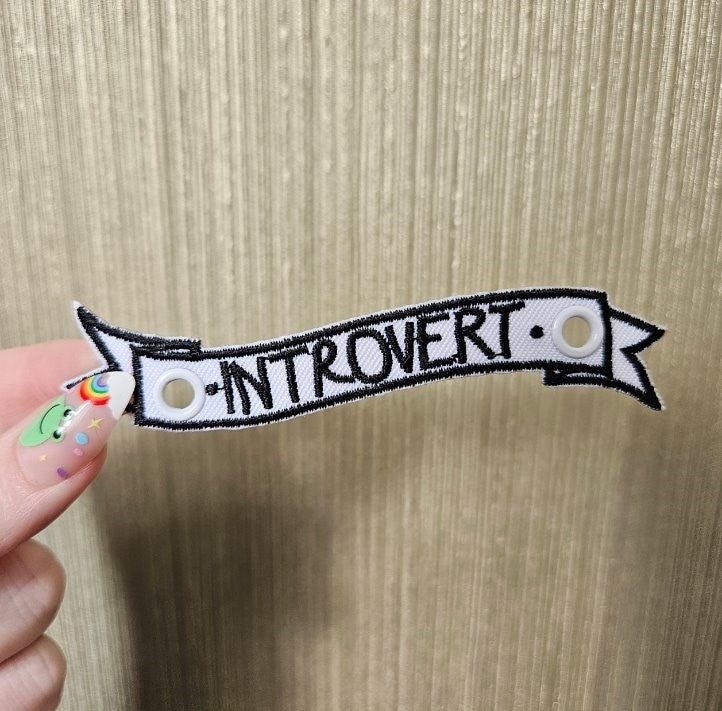 Introvert Lace Accessory