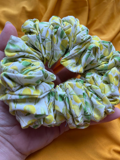 Giant XXL Oversized Scrunchie - Zesty Lemon