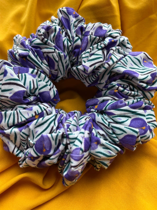Giant XXL Oversized Scrunchie - Garden Blooms