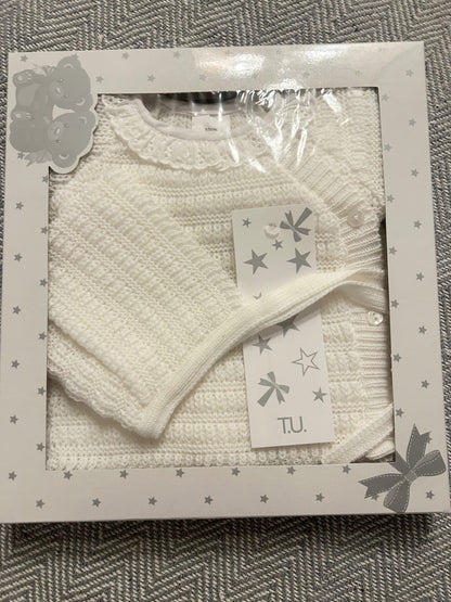 0-3m Three Piece White Baby Box Set