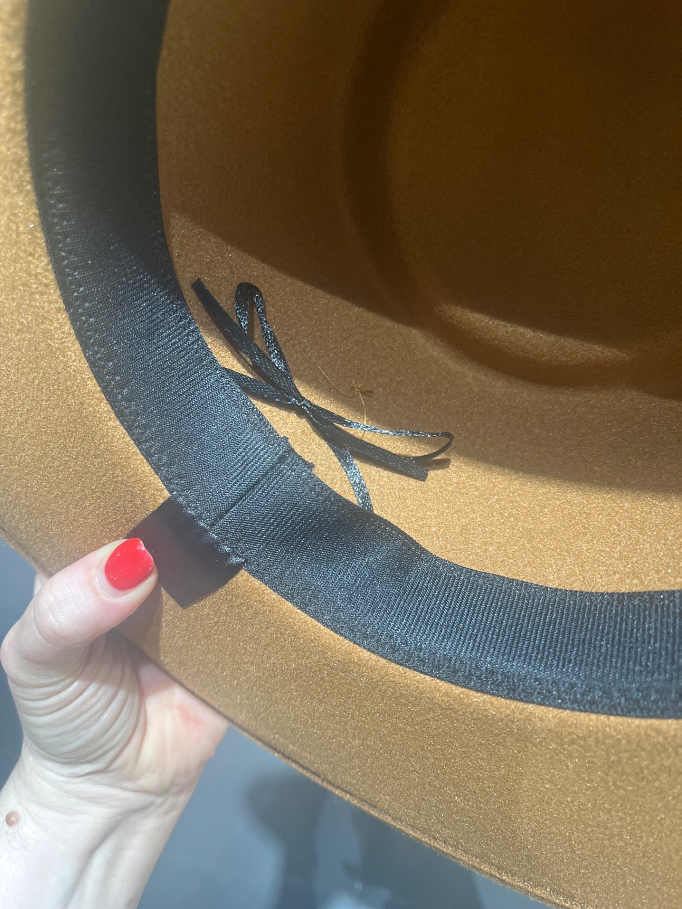 ☀️ “Solar Heart” Camel Hat
