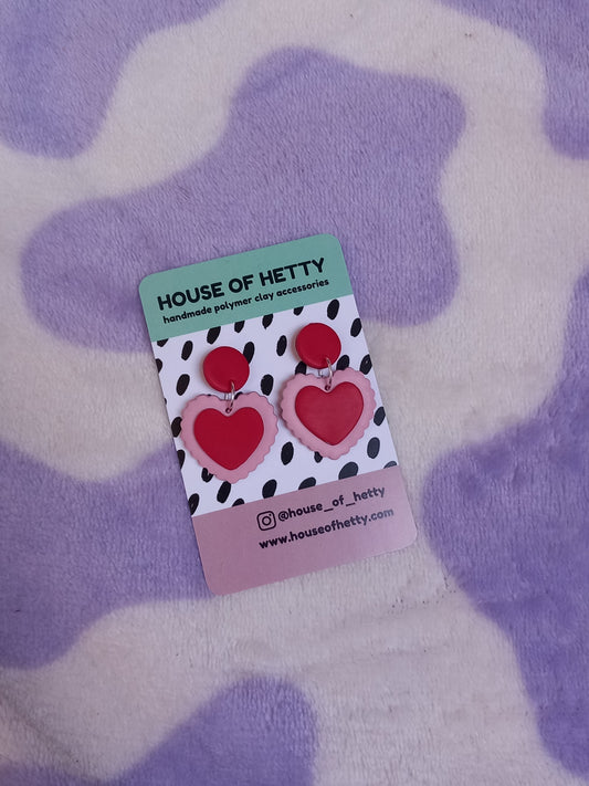 Frill heart polymer clay dangle earrings - red and pink