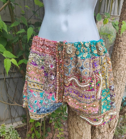 Mykonos jewel.shorts 6-8 uk