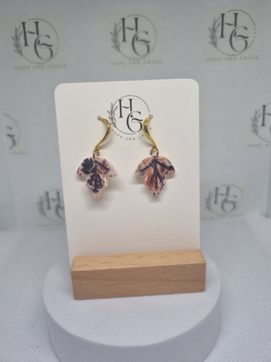 Small leaf autumn earrings 