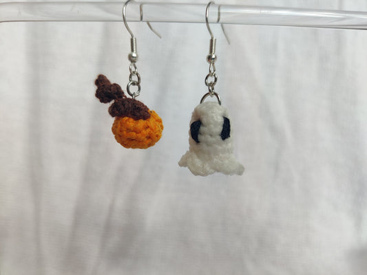 Halloween earrings, crochet ghost and pumpkin