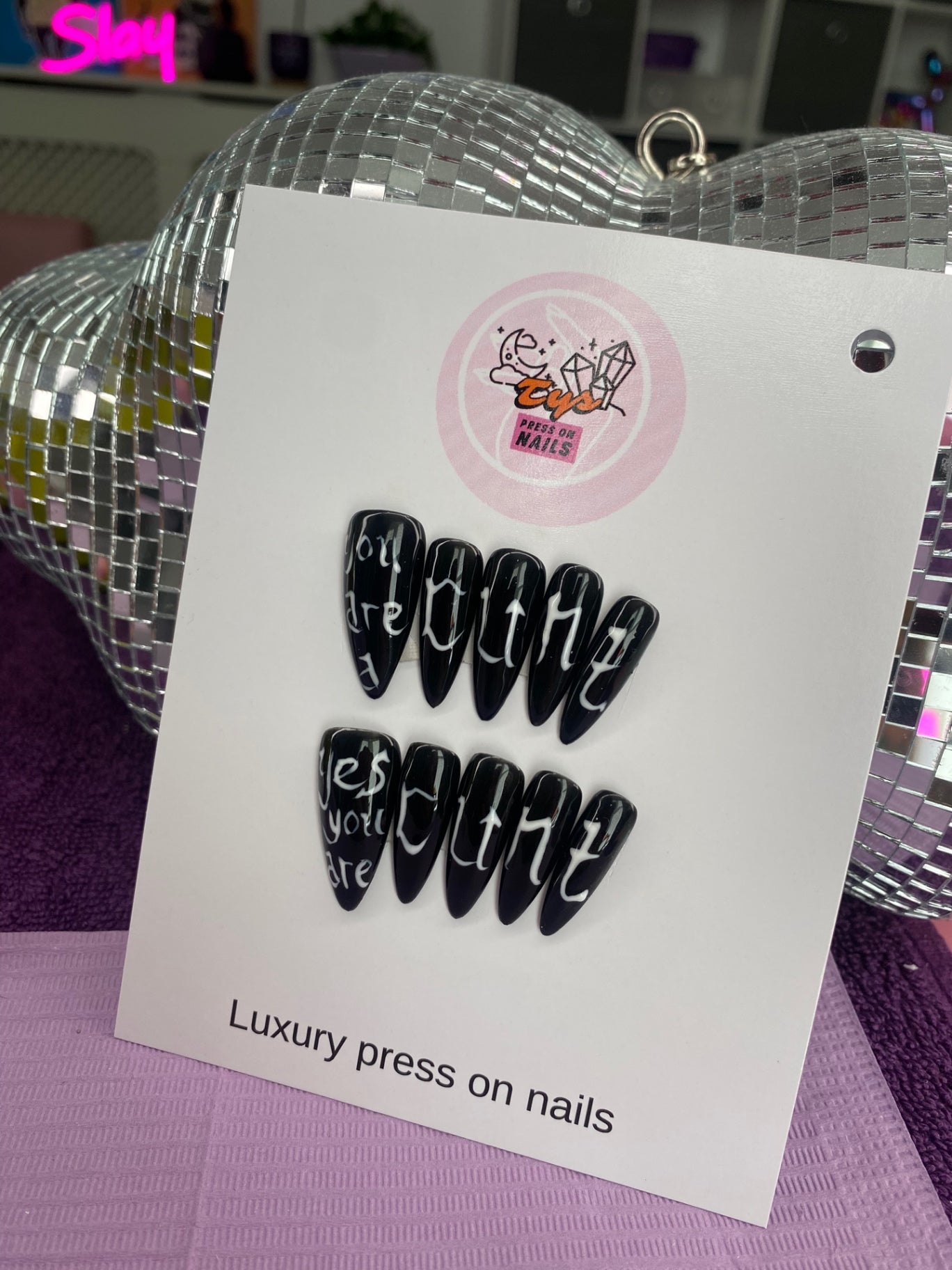 C**T Nails