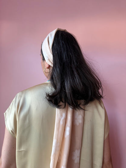 Vintage pink flower scarf 