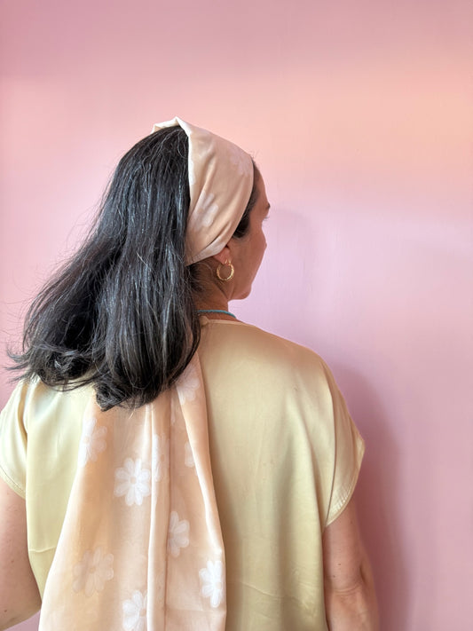 Vintage pink flower scarf 