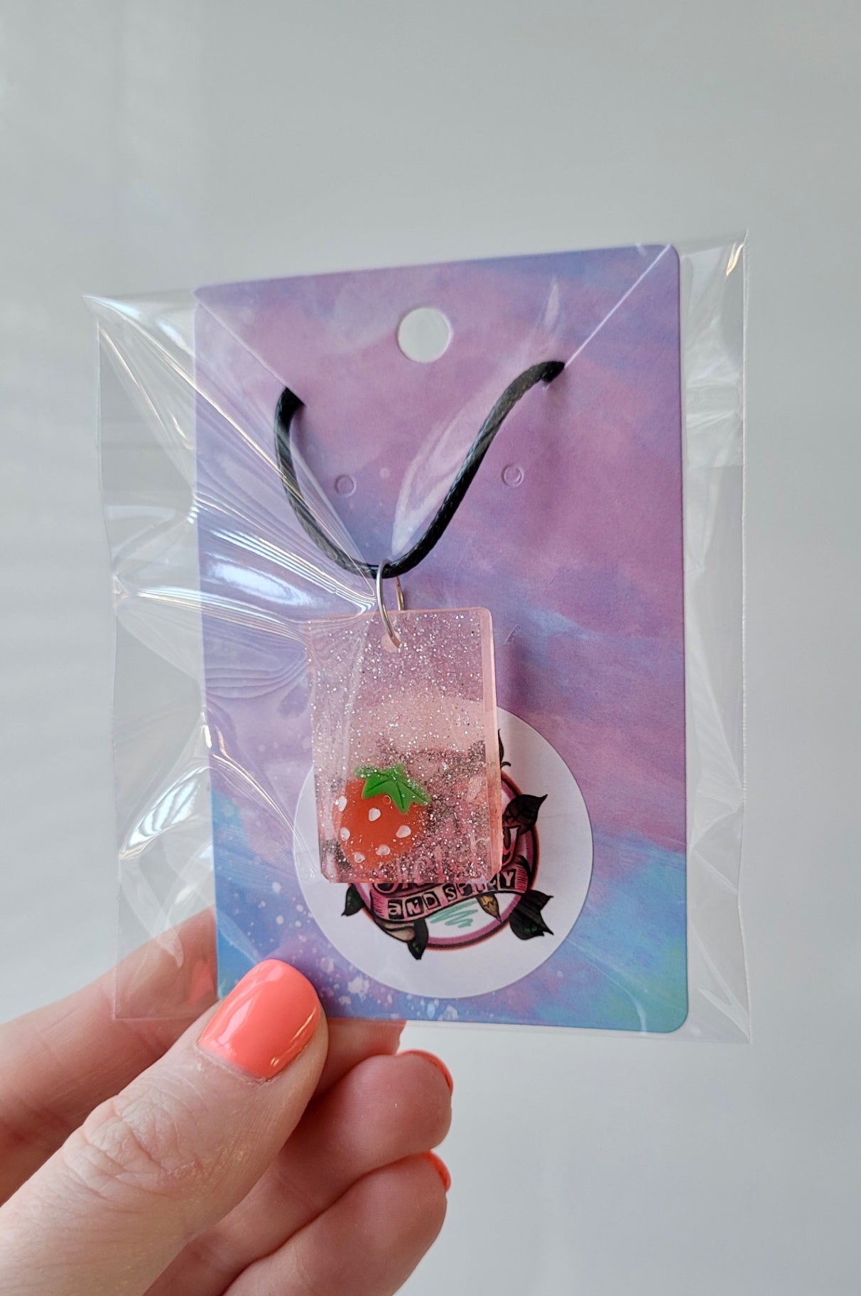 Strawberry Glitter Rectangle Necklace - Black Cord 50 + 5cm 