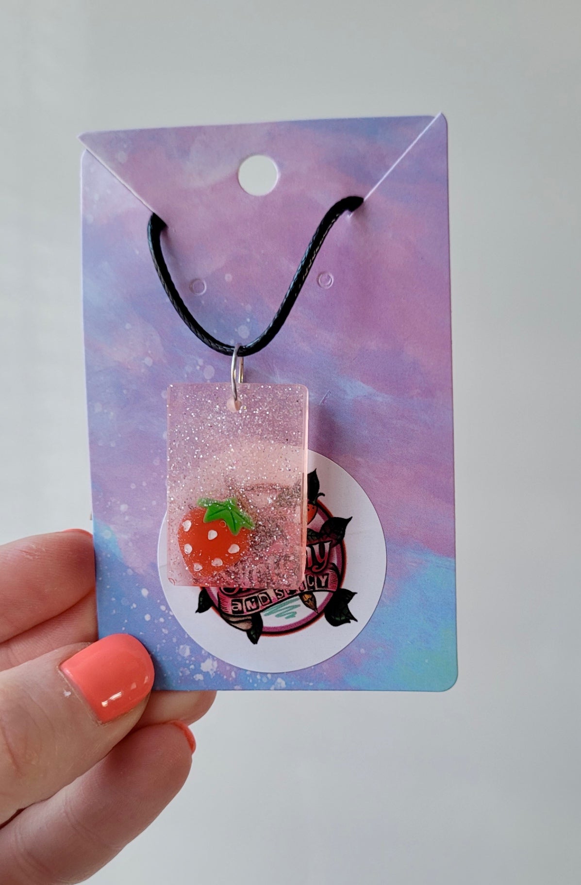 Strawberry Glitter Rectangle Necklace - Black Cord 50 + 5cm 