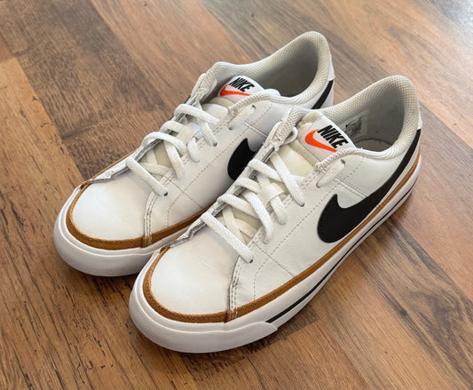Nike Court Legacy 