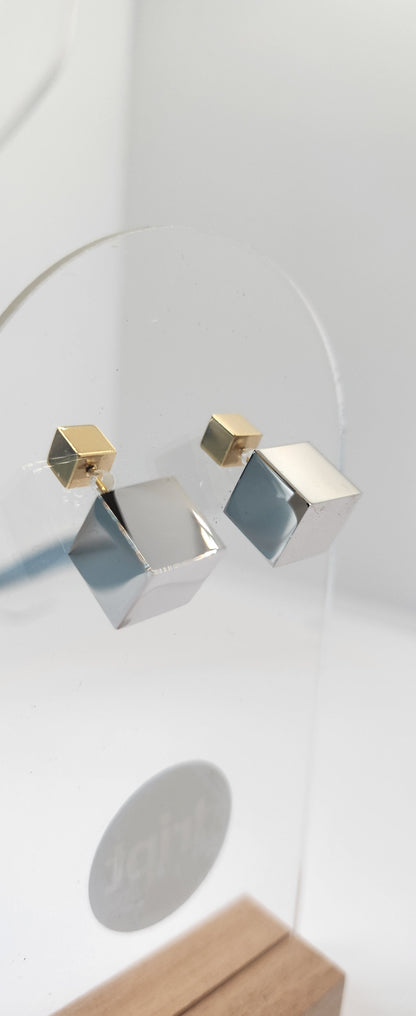 Mixed metal cube studs
