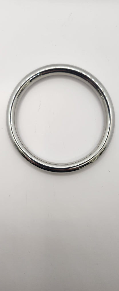 Waterproof & tarnish proof bangle