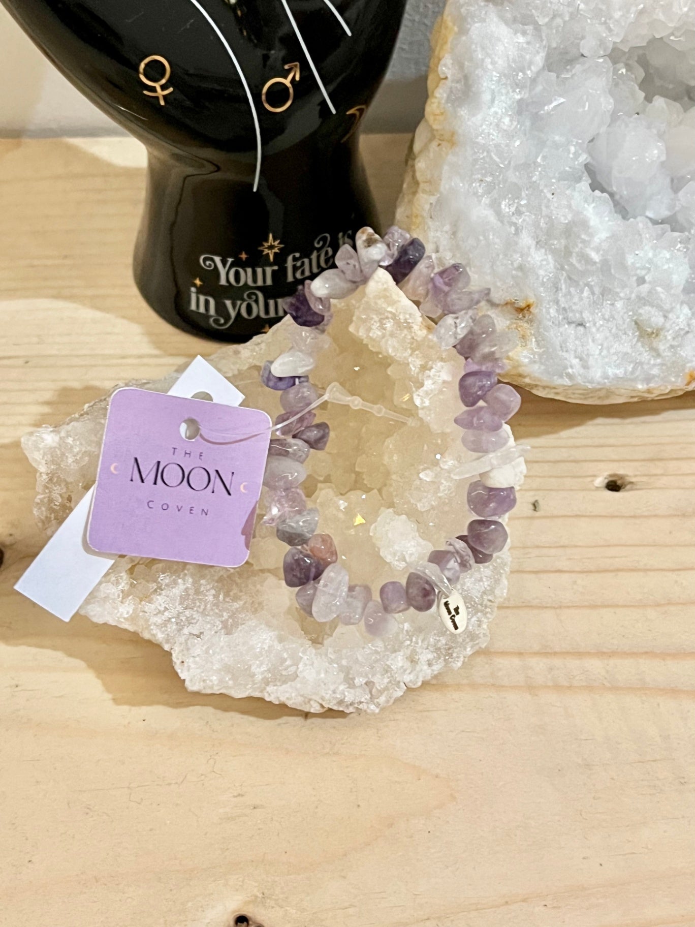 💜 Amethyst Crystal Chip Bracelet