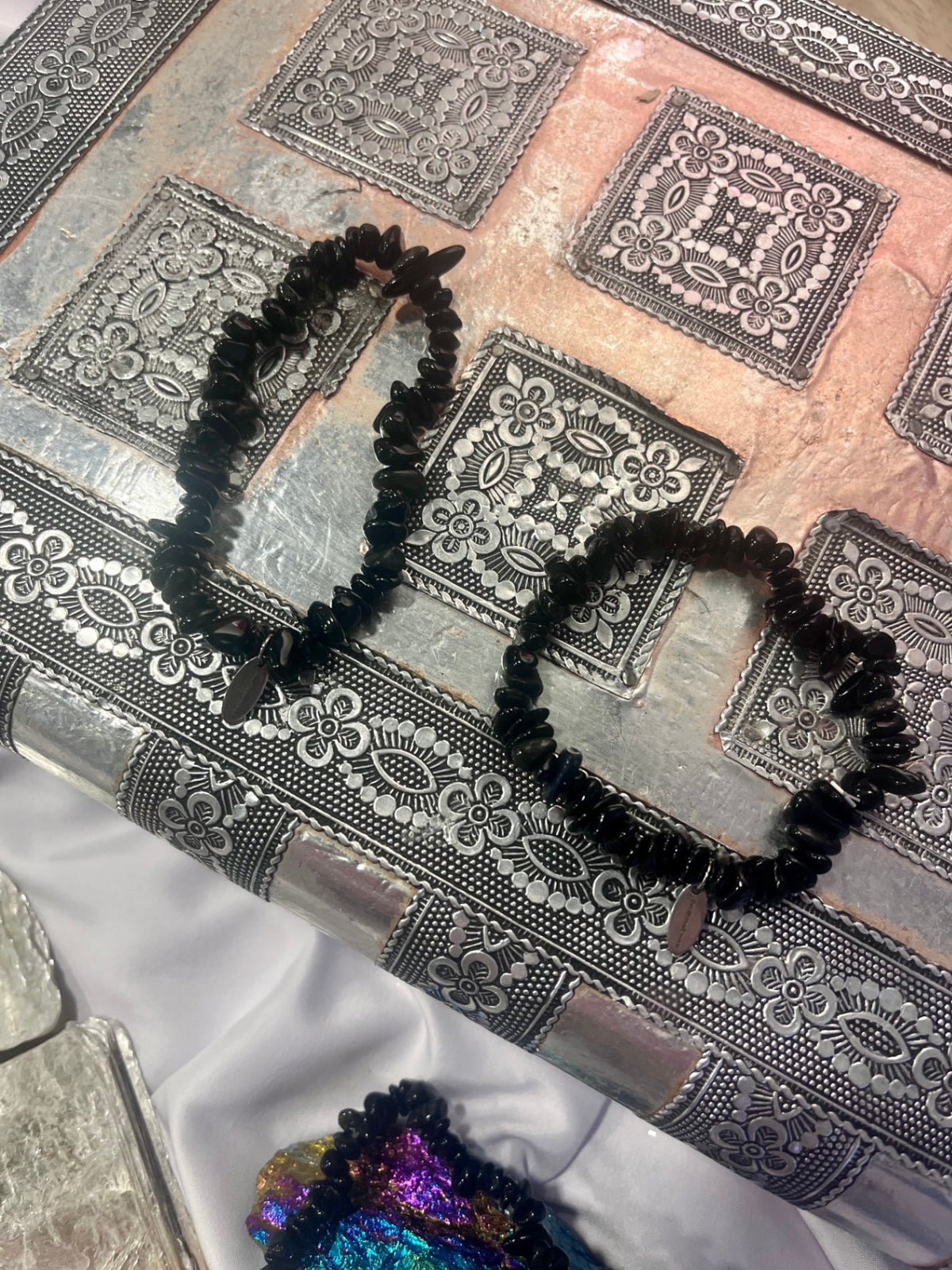 🖤 Black Obsidian Crystal Chip Bracelet