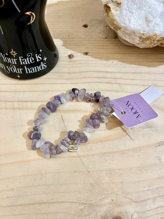 💜 Amethyst Crystal Chip Bracelet
